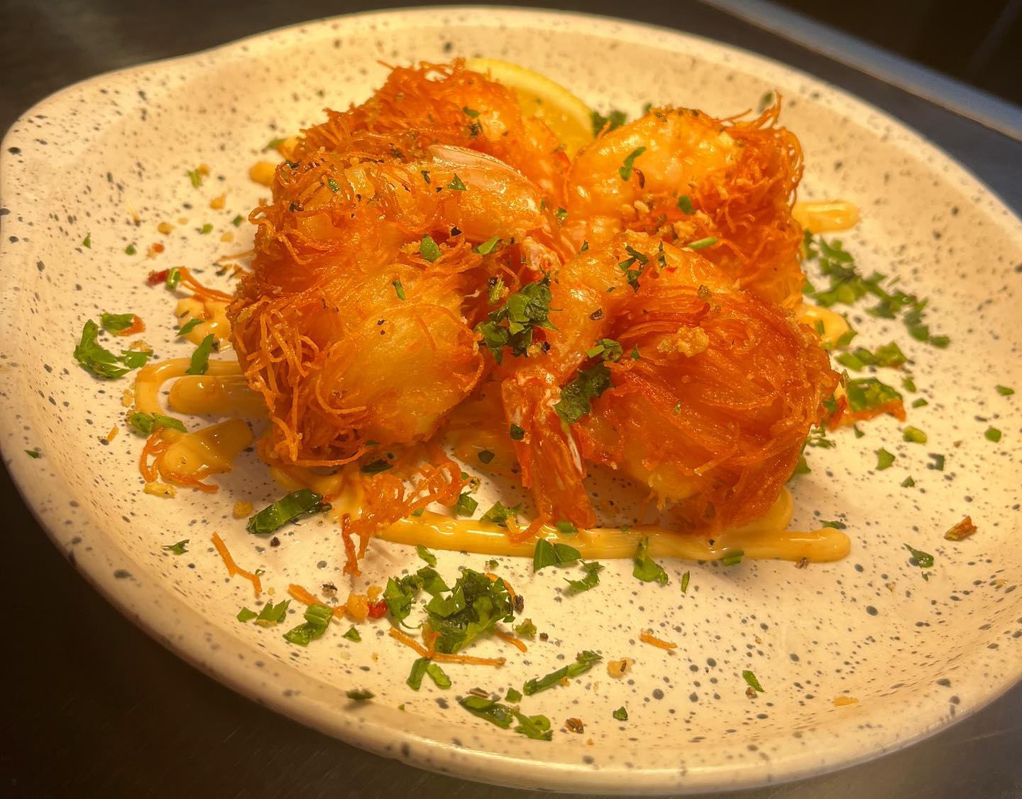 Eos Greek Tavern