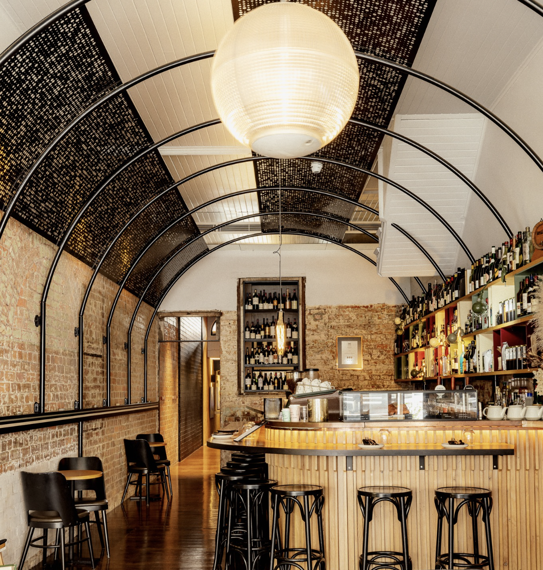 C'est Bon Restaurant & Le Bon Bar
