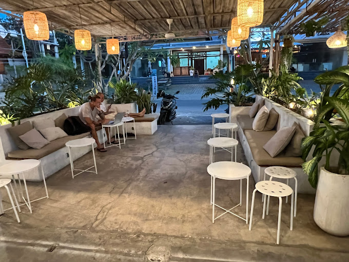 BGS Uluwatu - Bali Surf Shop & Coffee Bar