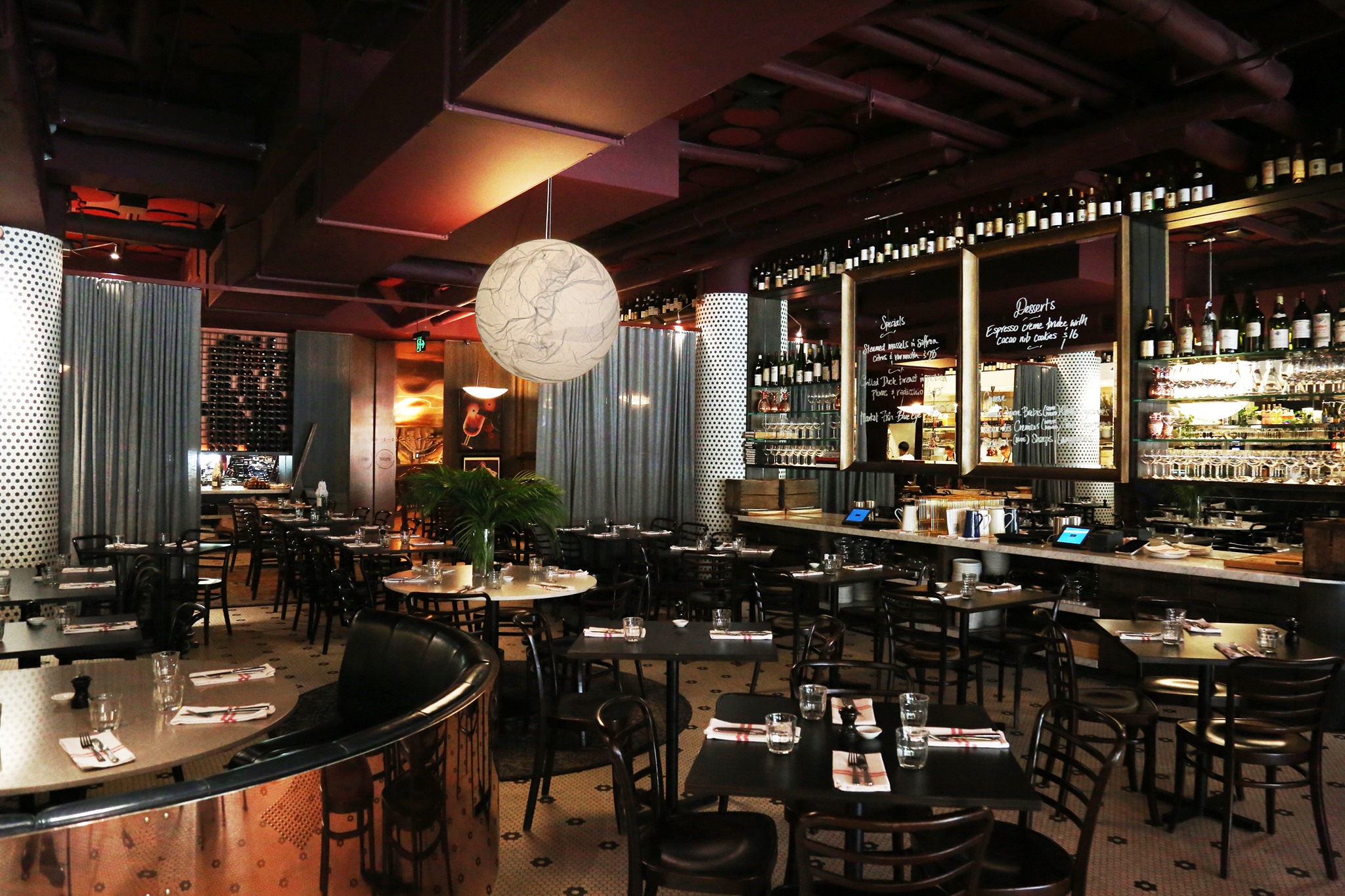 Bistro Rex Restaurant