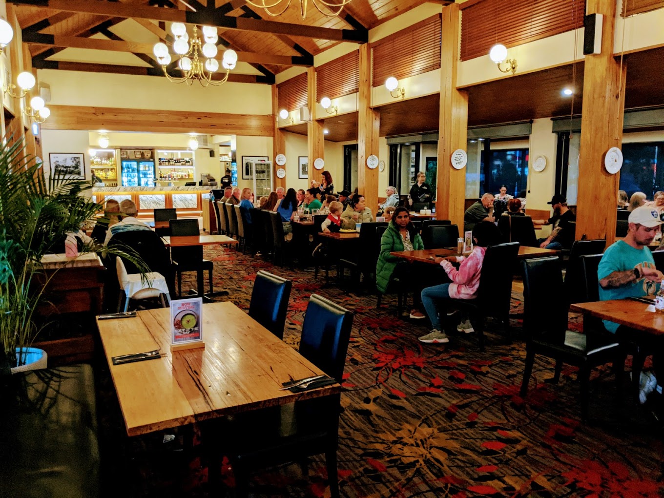 Hogan's Cafe & Bar Restaurant