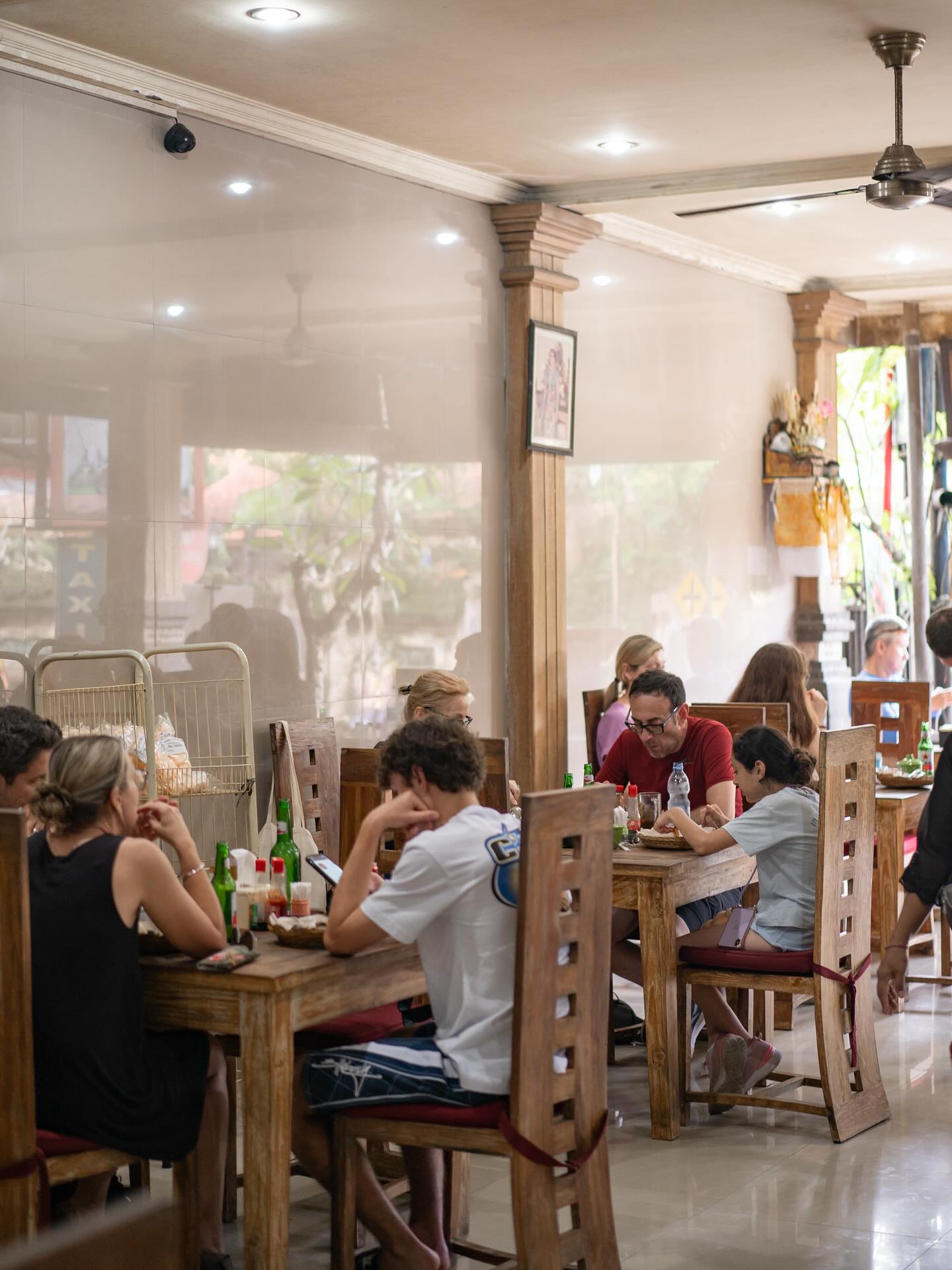Warung Babi Guling Ibu Oka 3