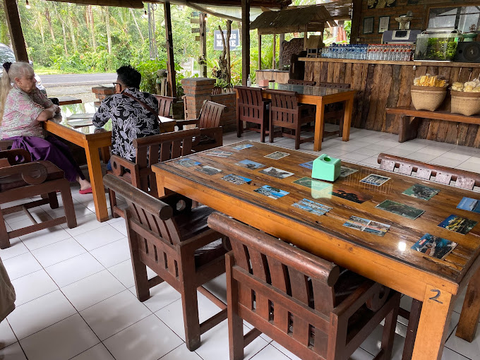 Warung Made Perean