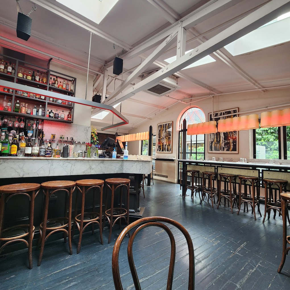 Magic Mountain Saloon