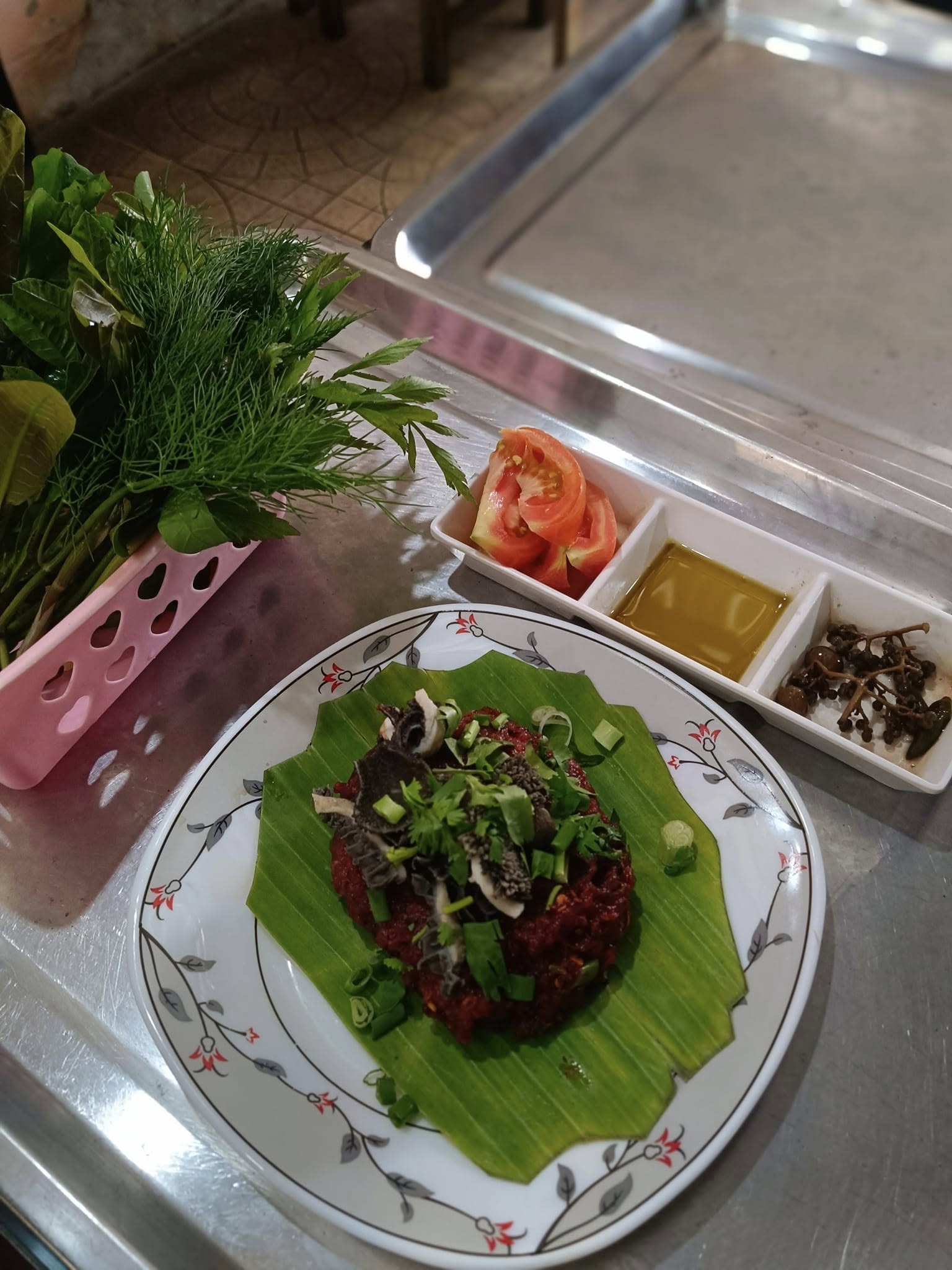 Ban Khn Meuxng (บ้านคนเมือง)