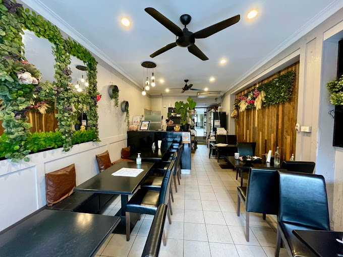 Llankelly Thai