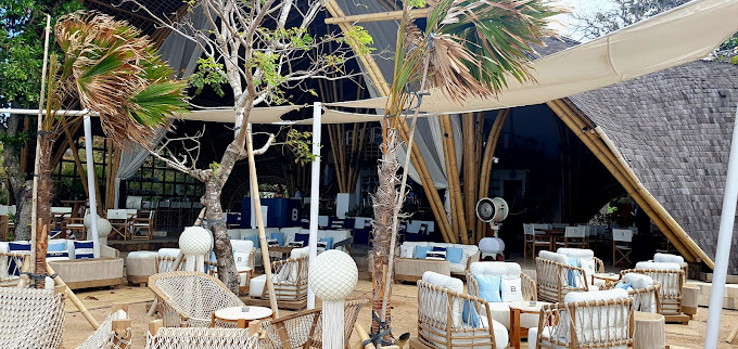Le Bleu by K Club