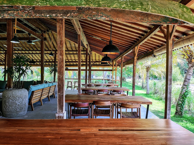 Mangroove Bay Restaurant
