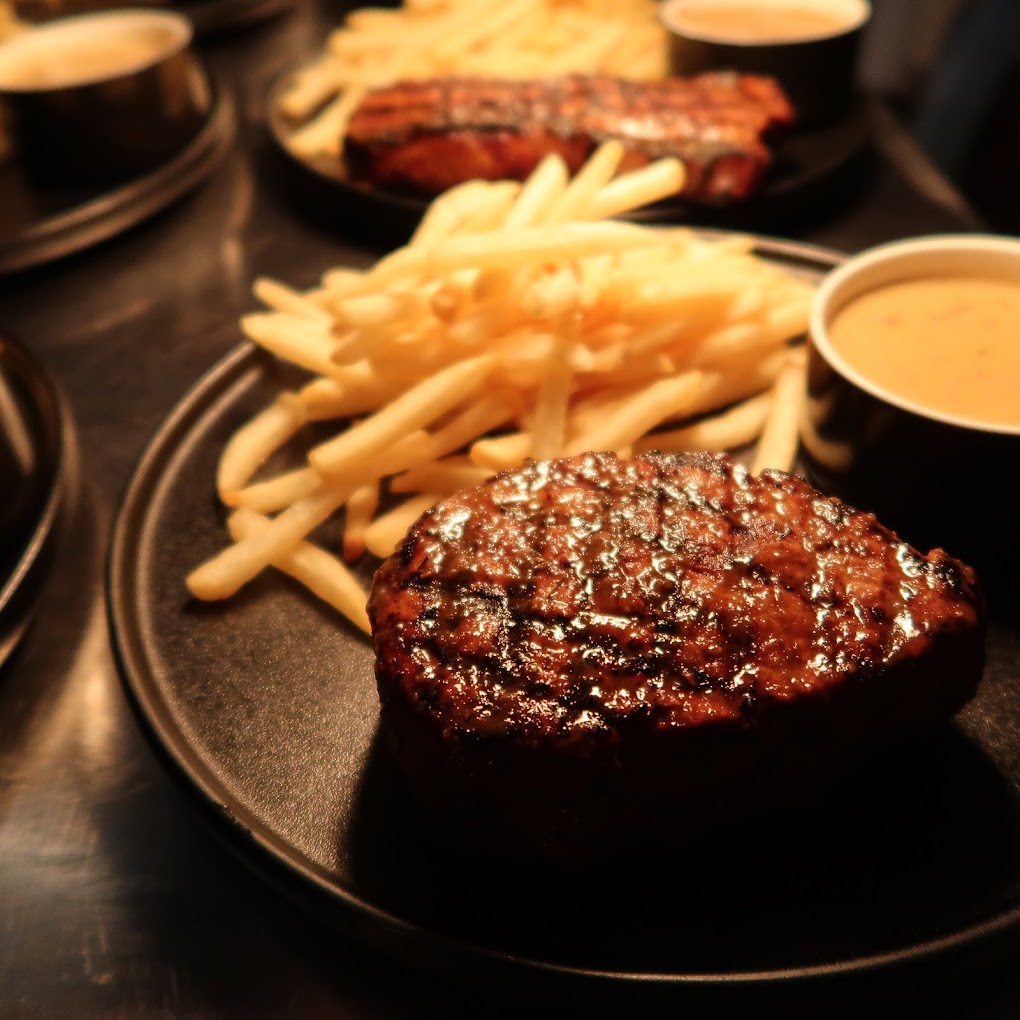 Marbl Steakhouse