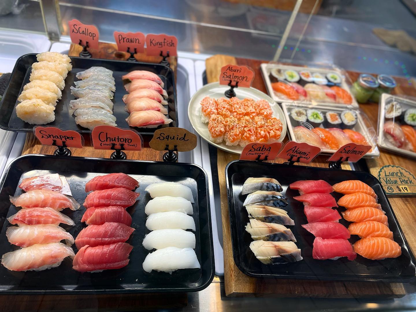 TOCHI DELI