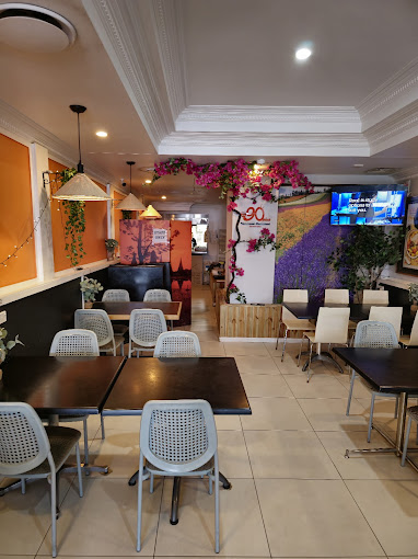 90 plus Vietnamese Restaurant