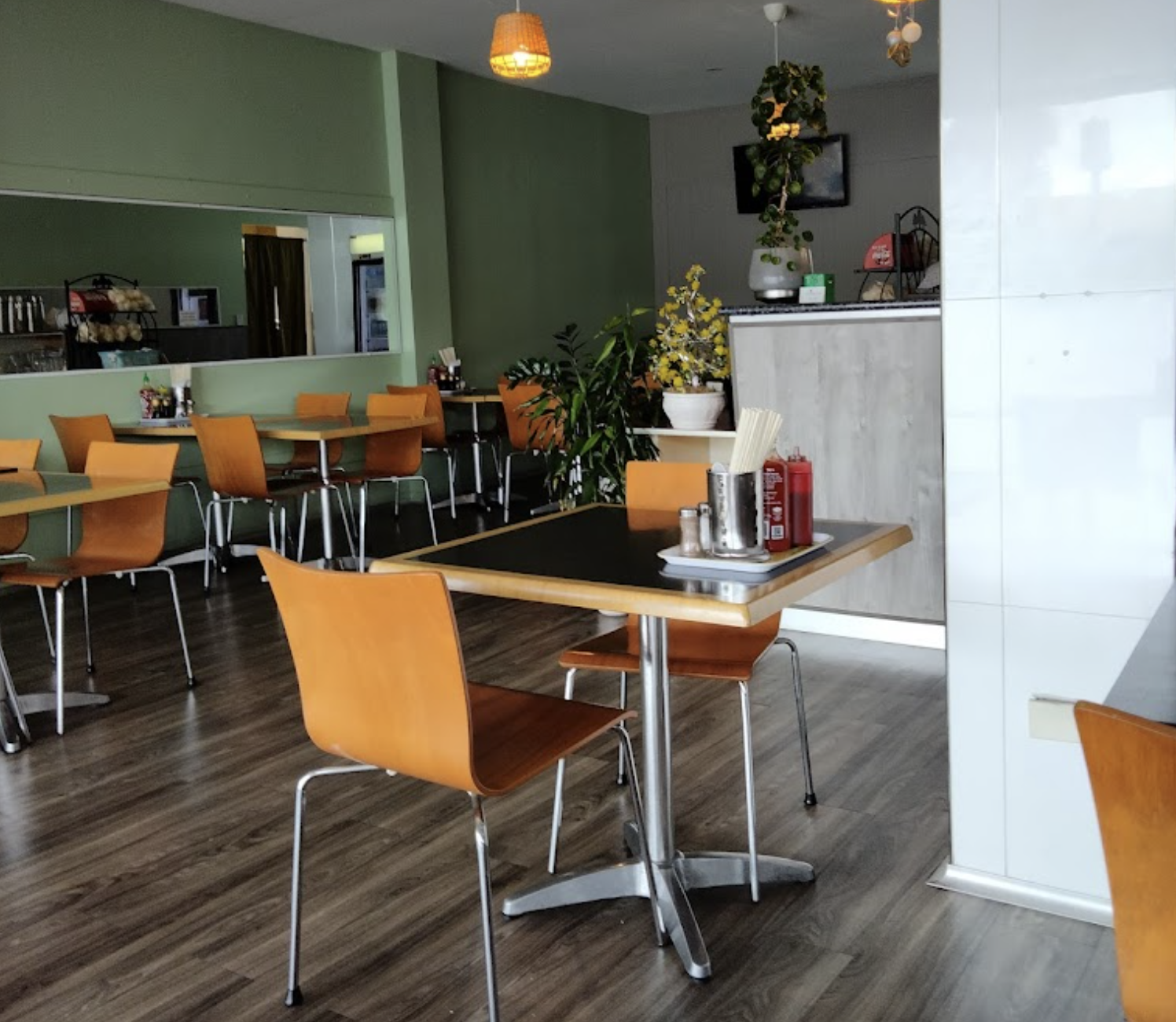 Phong Dinh Noodle House