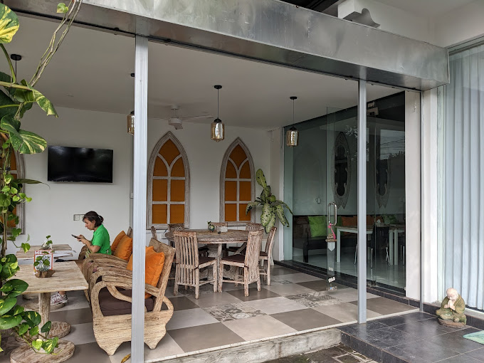 Colibri Cafe Sanur