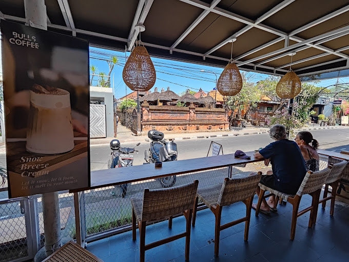Bull's Coffee Sanur