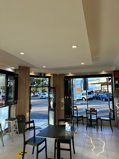 Pizzabox Café