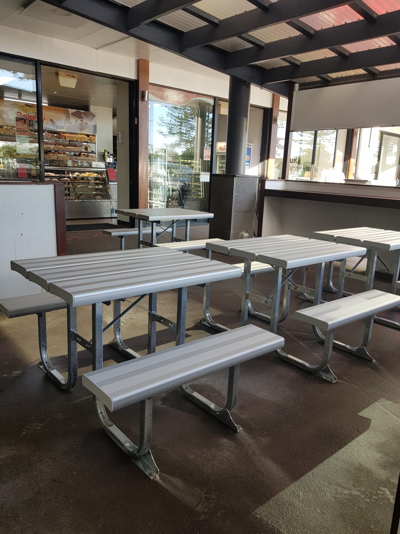 Kirra Beach Bakery
