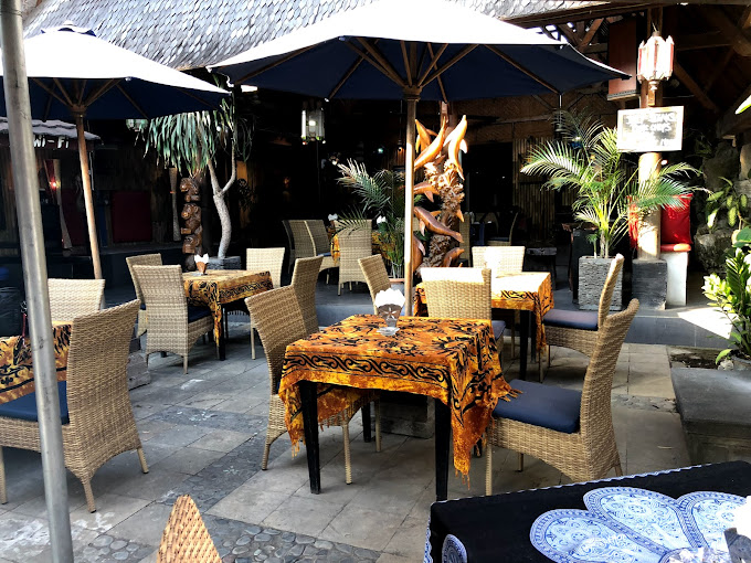 Lumbung Bar & Restaurant