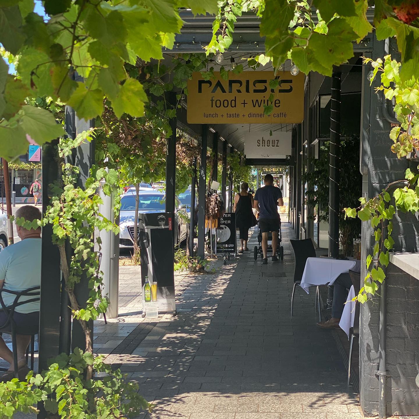 Parisi's Restaurant
