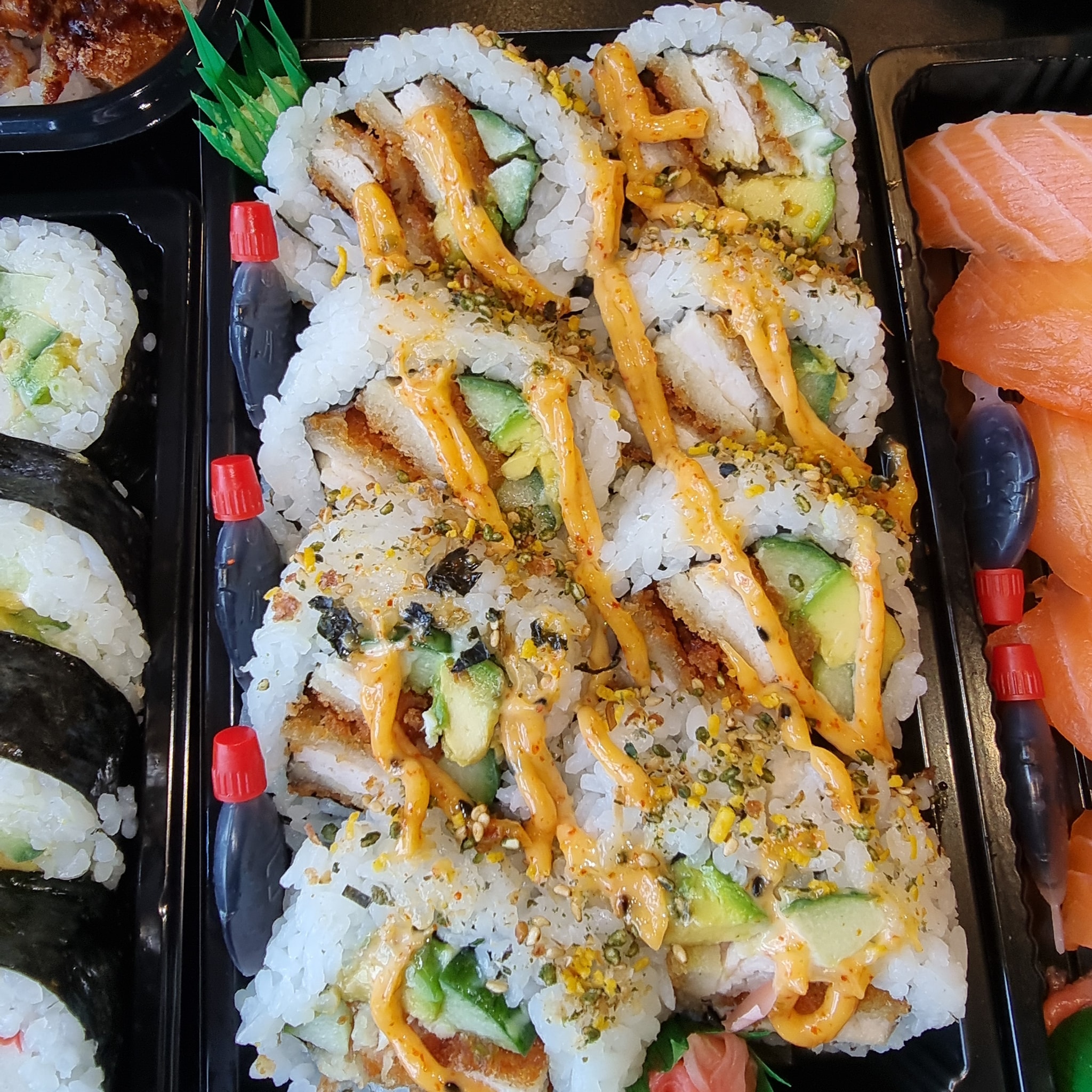 Yoshi Noodle & Sushi