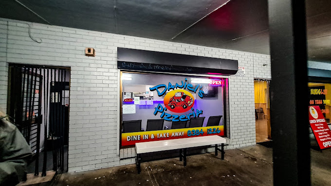 Daniel's Pizzeria