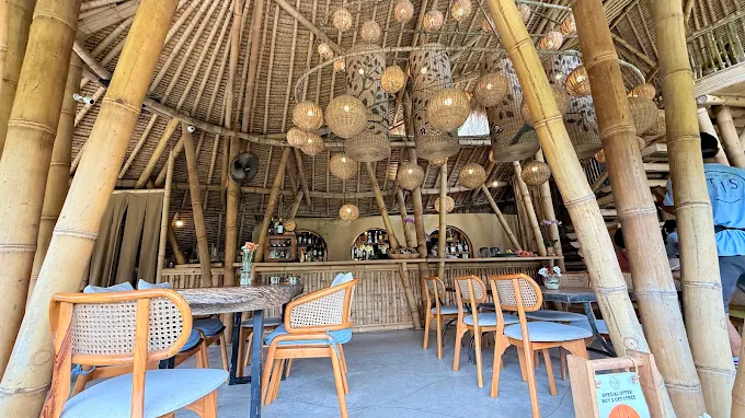 Tis Cafe