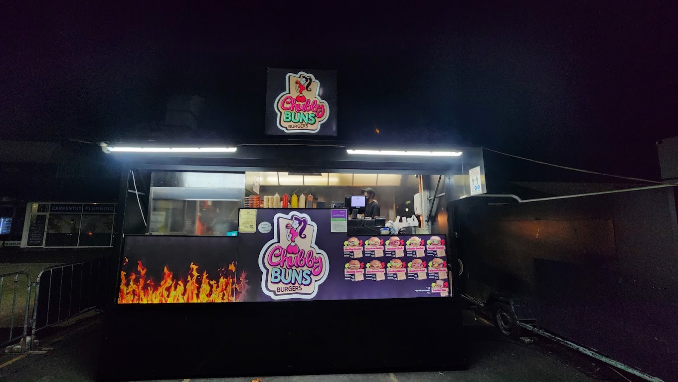 Chubby Buns Burgers Punchbowl