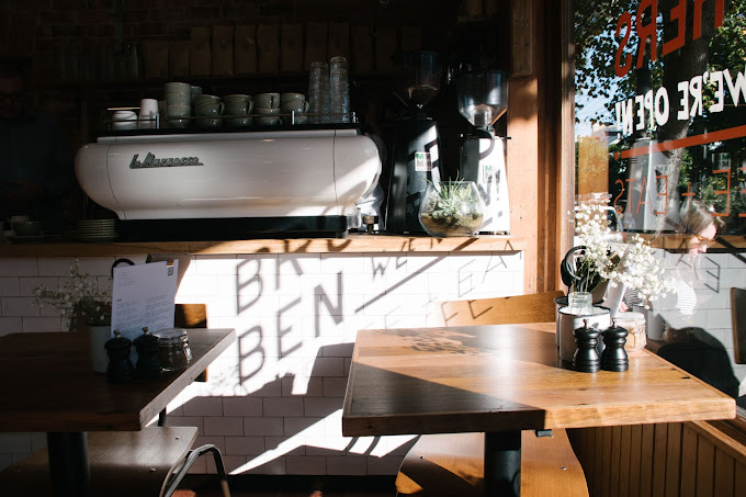 Brothers Ben Cafe