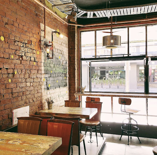 Phonatic Restaurant