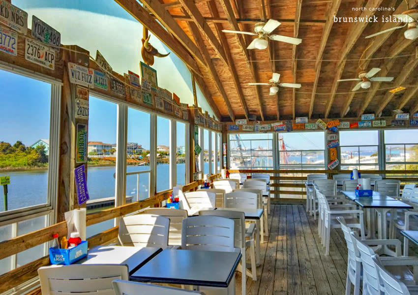 OCEAN TO THE SHORE - Seafood & Cafe