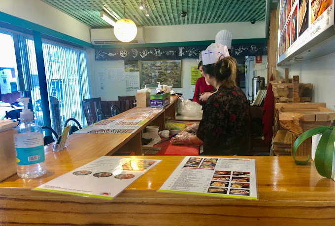 Dong Hae Sushi Bar