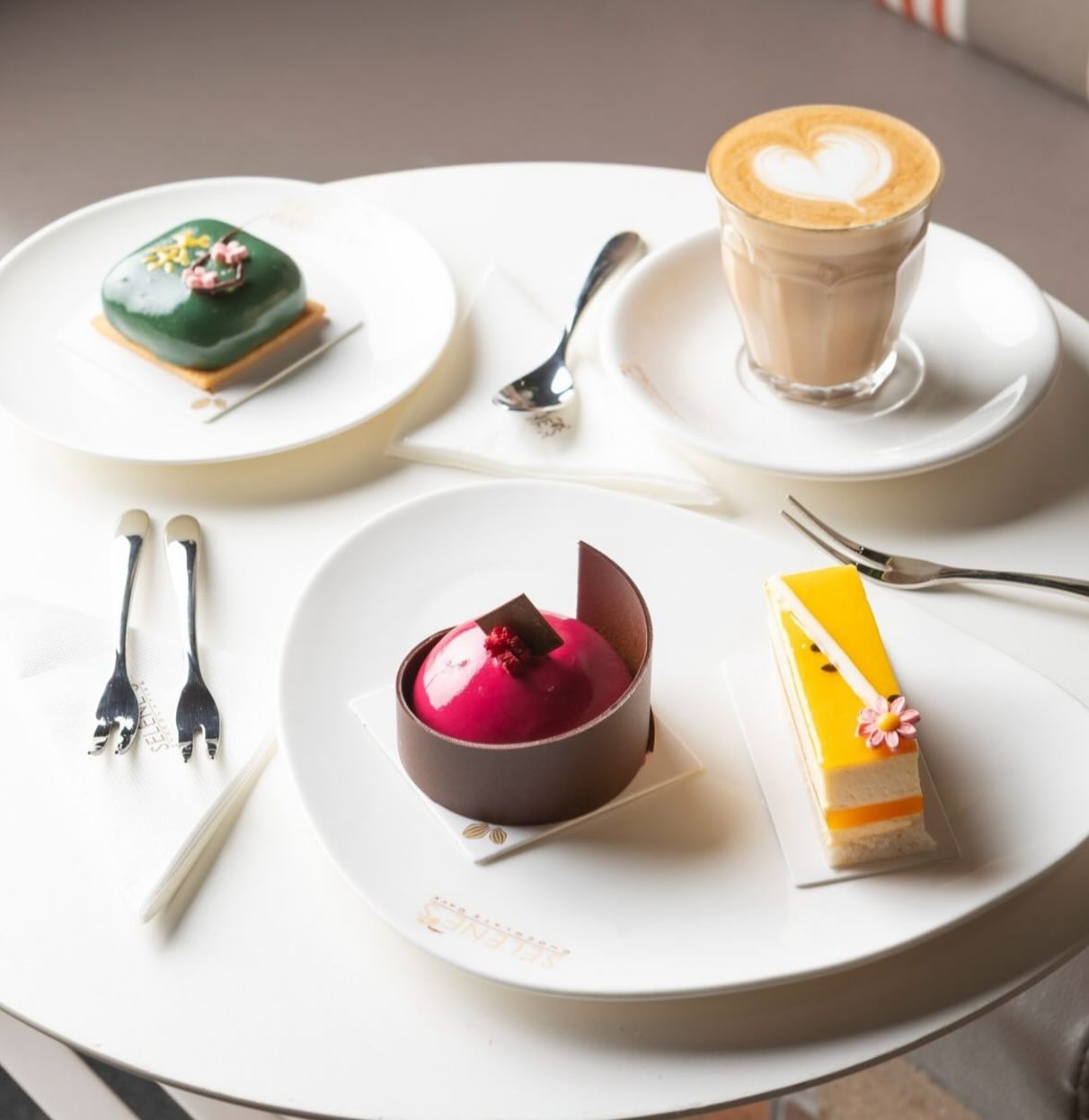 Selene's Chocolate Cafe