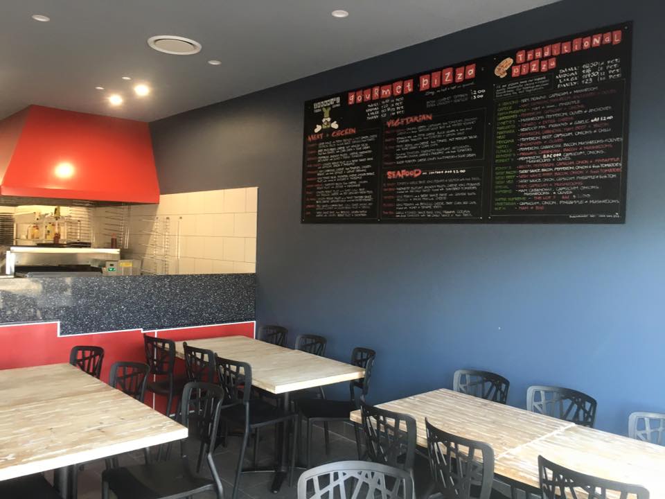 Johnny's Pizza & Pasta