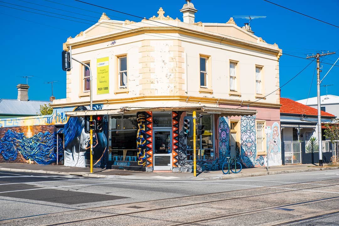neighbours cafe