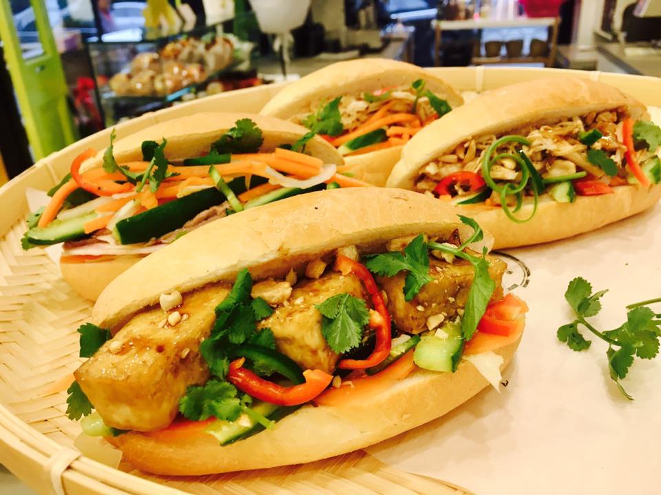 Mr & Mrs Banhmi