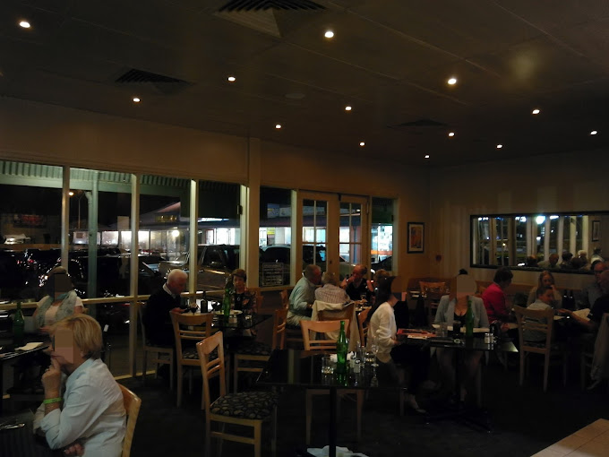 Ginos Trattoria