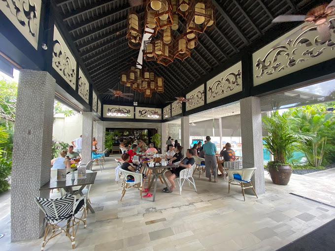 Groove Restaurant