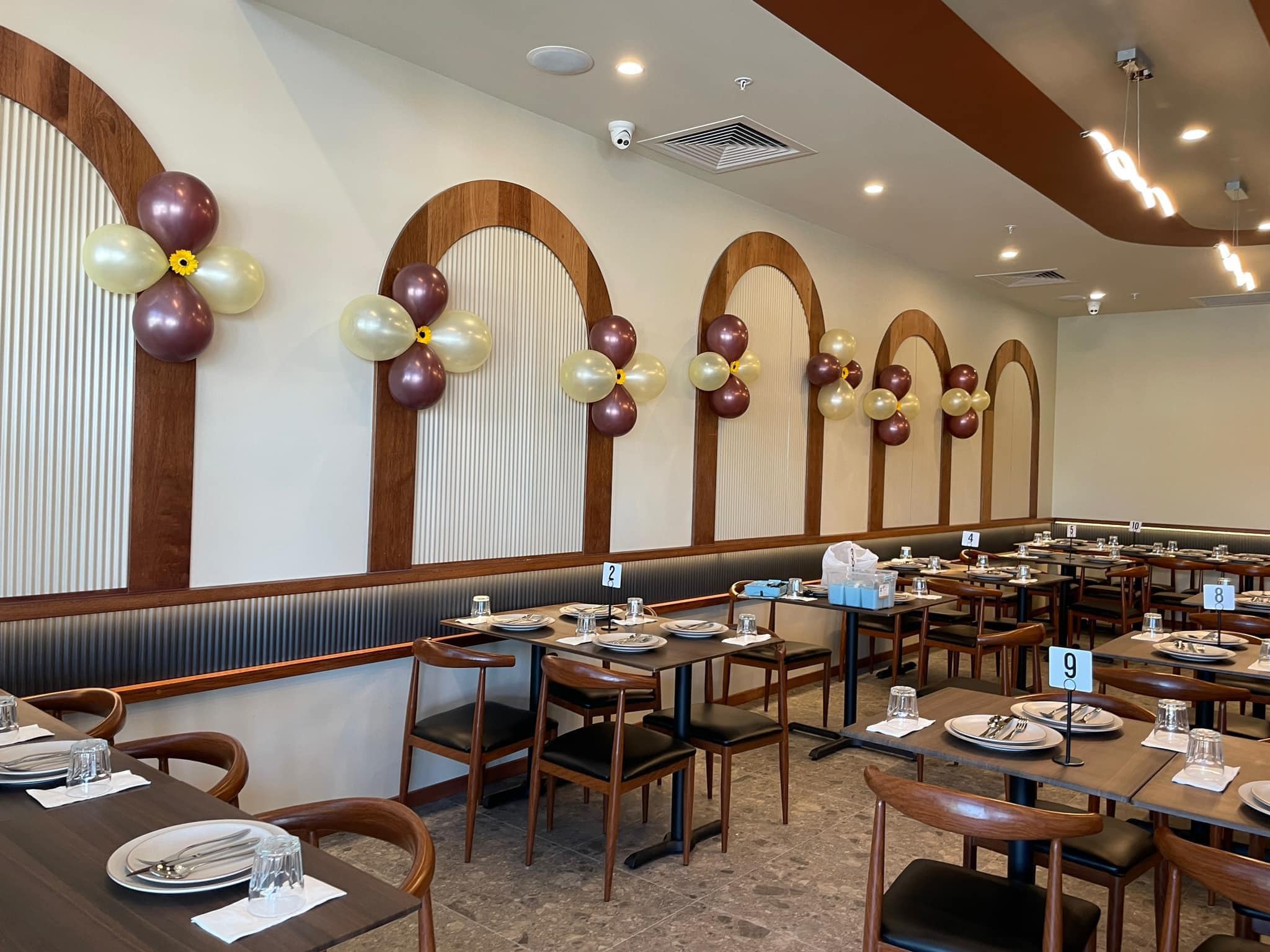 Dhamaka Indian Restaurant & Bar