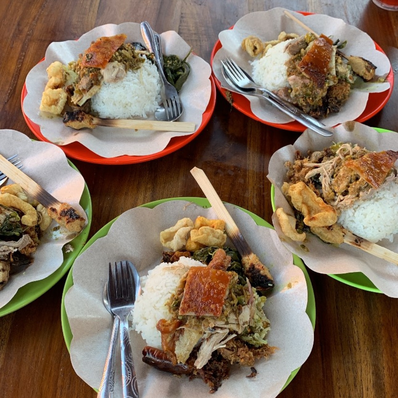 Babi Guling Bu Desak Sapat
