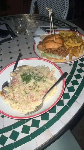 Kingston Hotel