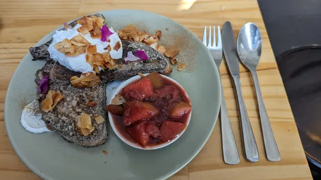 Momo Wholefood