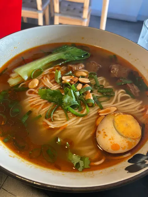 Naka Noodle