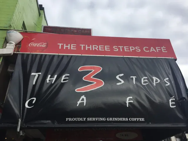 3 Steps Cafe.