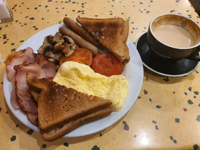 3 Steps Cafe.