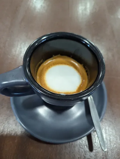 4oz & Co Cafe