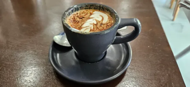 4oz & Co Cafe