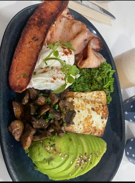 4oz & Co Cafe