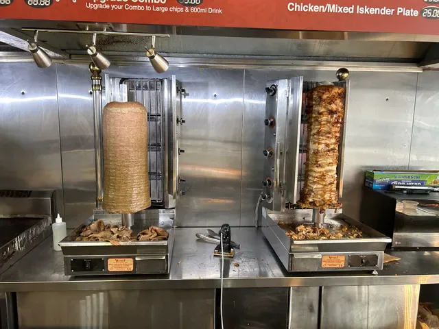 A Brothers Kebab & Pizza