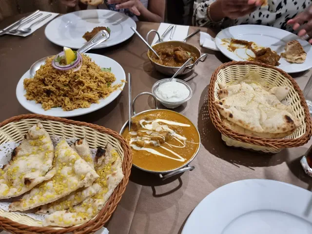 Aalishaan Indian Cuisine