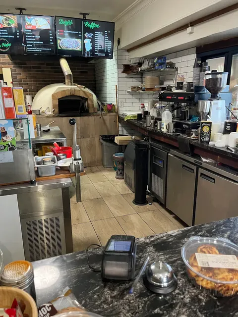 Abu Najee Lebanese Pizza