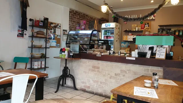 ALIMENTO Pizza Cafe